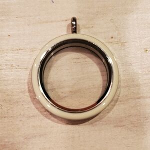 Large Origami Owl White Front Locket